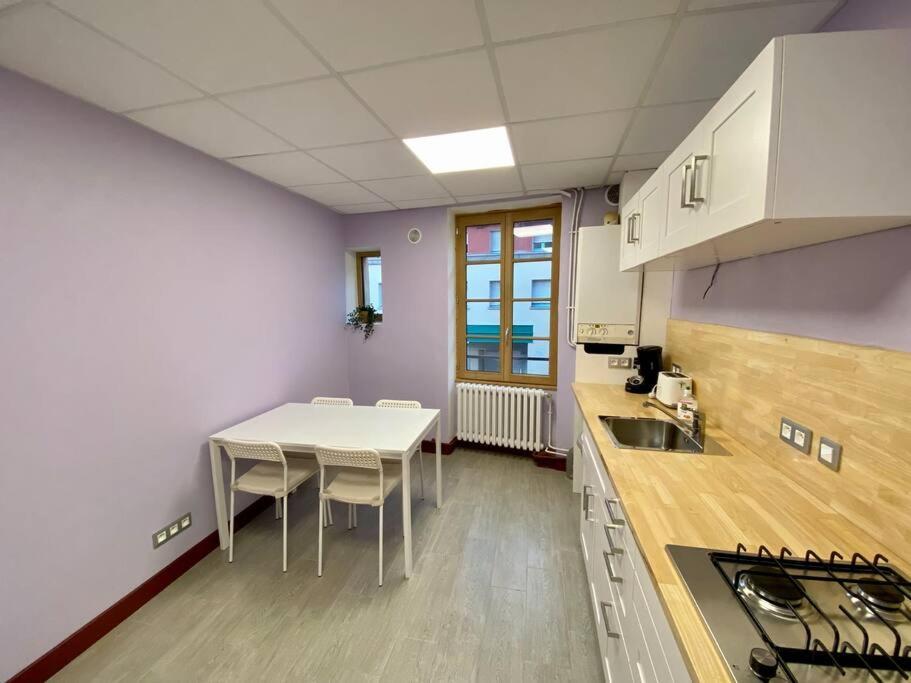 De 50m2 Au Centre De * Cusset
