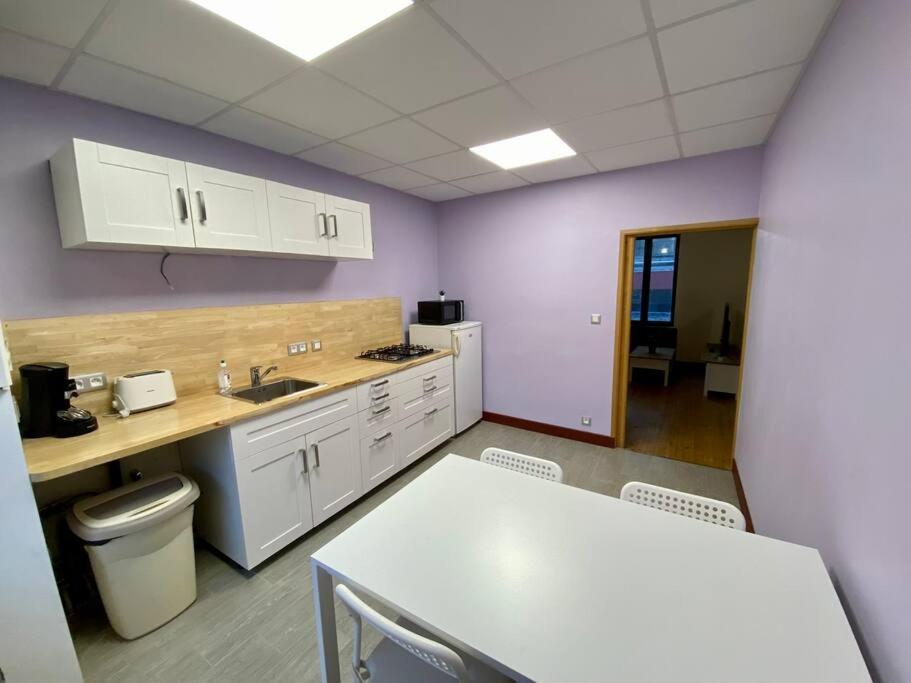 Appartement De 50m2 Au Centre De Cusset